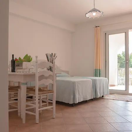 Le Residenze Del Golfo Di Hotel *